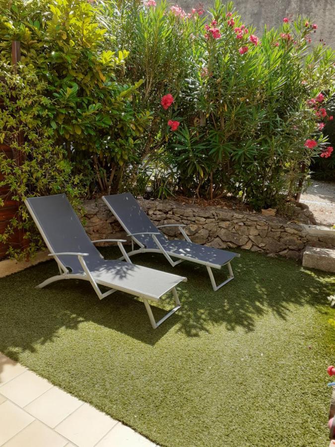 Villa Club Sanary Dans Residence Fermee Et Arboree 10Min A Pied De La Plage Exterior photo